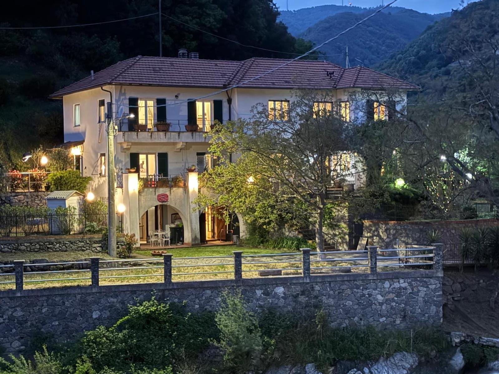 Appartamento In Villa A 5 Km Dal Mare Albisola Superiore Exterior foto